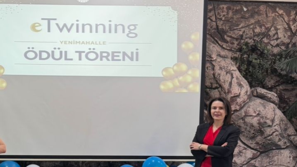 Didem Öğretmenimizi Tebrik Ediyoruz.
